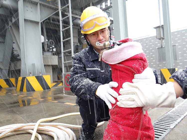 水务集团积极应对雨雪气象，确保出产安全不变运行